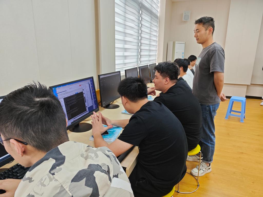 匠心筑夢(mèng)，德技并修 信息工程系全力備戰(zhàn)2023年技能月網(wǎng)絡(luò)與信息安全軟件開(kāi)發(fā)競(jìng)賽